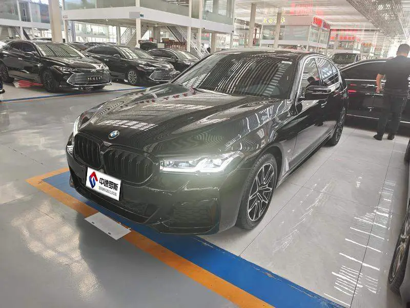 BMW 5 ซีรีส์ 2022 525Li M Sport Package