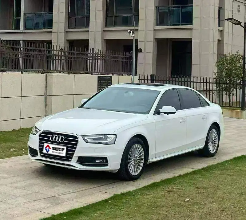 Audi A4L 2016 35 TFSI Collector's Edition Automatic Standard Модель