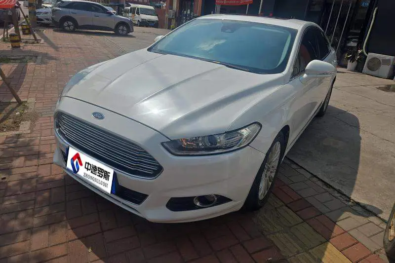 Mondeo 2013 2.0L GTDi200 Luxury Mẫu