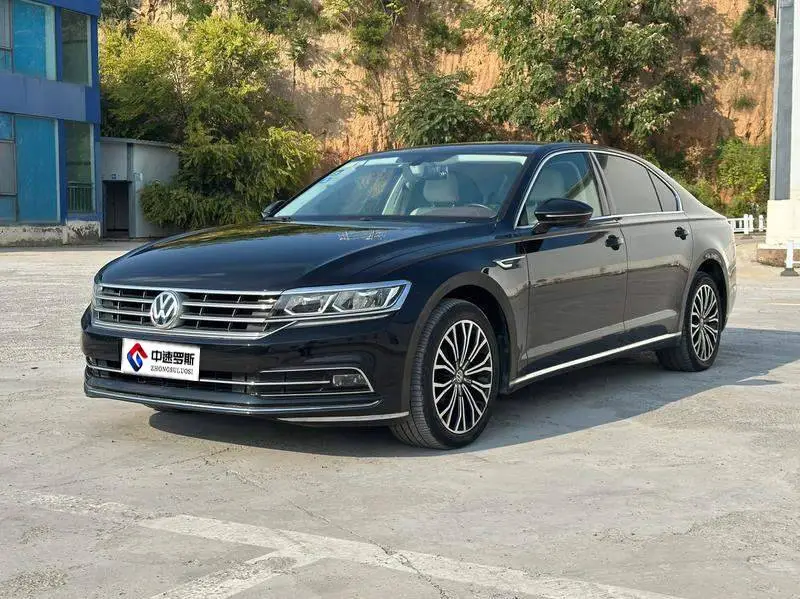 Huiang 2016 380TSI 2WD Royal Edition