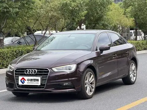 Audi A3 2014 Limousine 35 TFSI Automatic Fashion Modèle