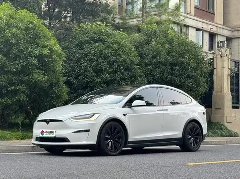 الطراز X 2023 Dual Motor All-Wheel نظام الدفع