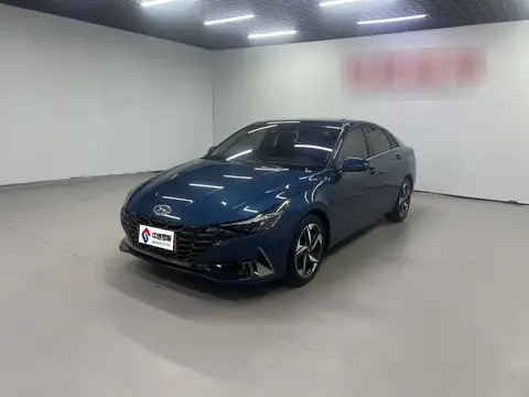 Elantra 2022 1.5L CVT LUX Premium Edition