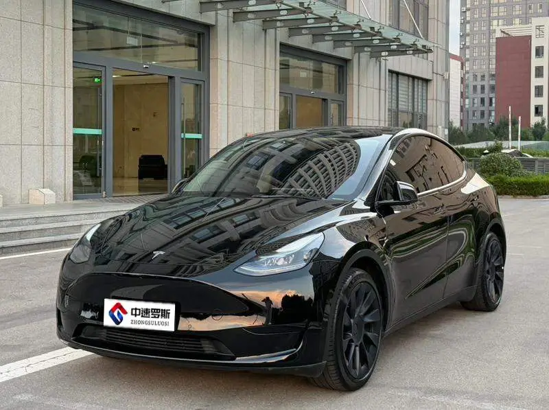 الطراز Y 2022 rear-wheel drive version