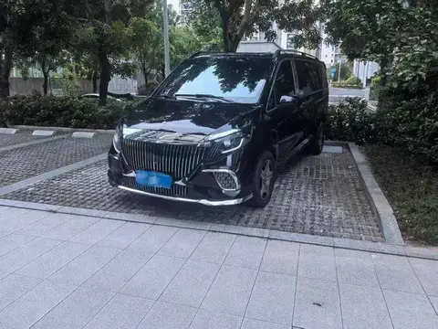Vito 2023 2.0T Business Edition 7 Seaters