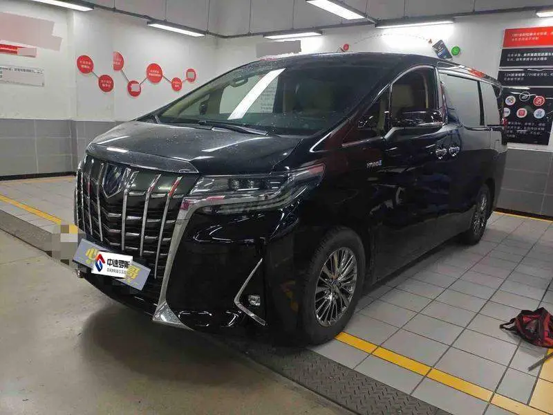 Alpha 2019 Hybrid 2.5L Premium Edition