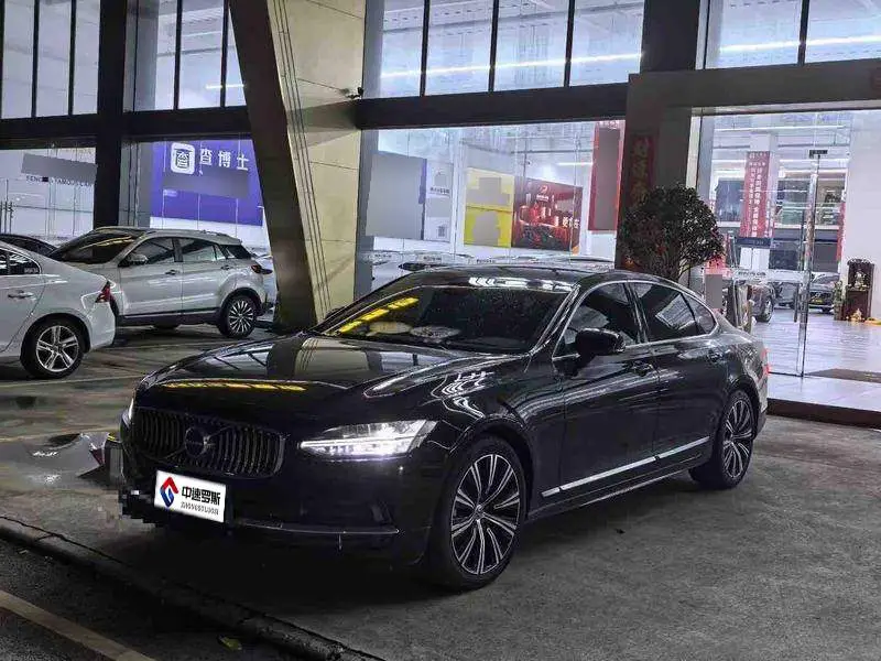 Volvo S90 2022 B5 Zhiyuan Deluxe Edition