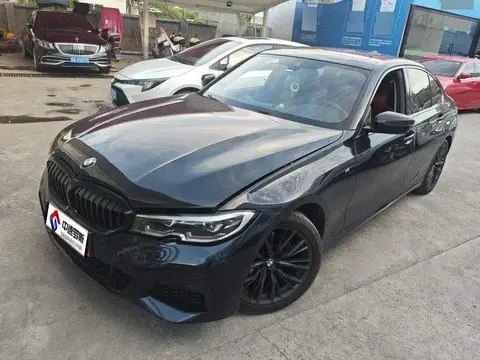 BMW 3 Série 2021 325i M Sport Night Edition