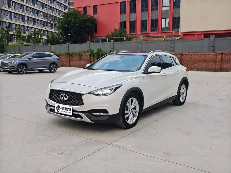 Infiniti QX30 2017 1.6T 2WD Sports Edition
