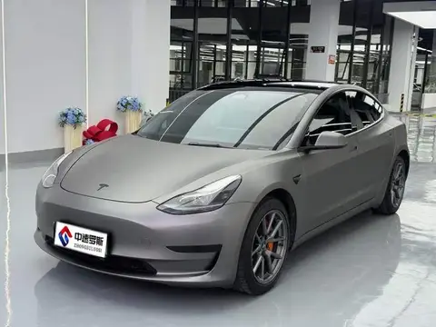 Модель 3 2022 rear-wheel drive version