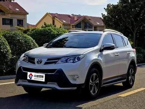 RAV4 Rongfang 2015 2.0L CVT 4WD New Edition