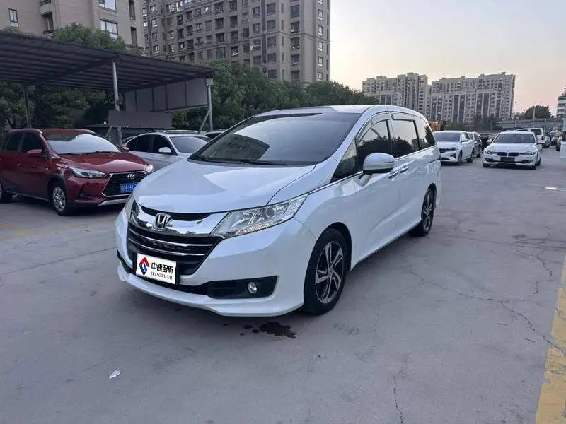 Odyssey 2015 2.4L Luxury Edition