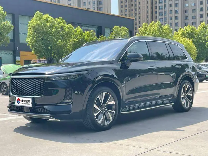 Ideal ONE 2021 Extended Range 6-seater Edition