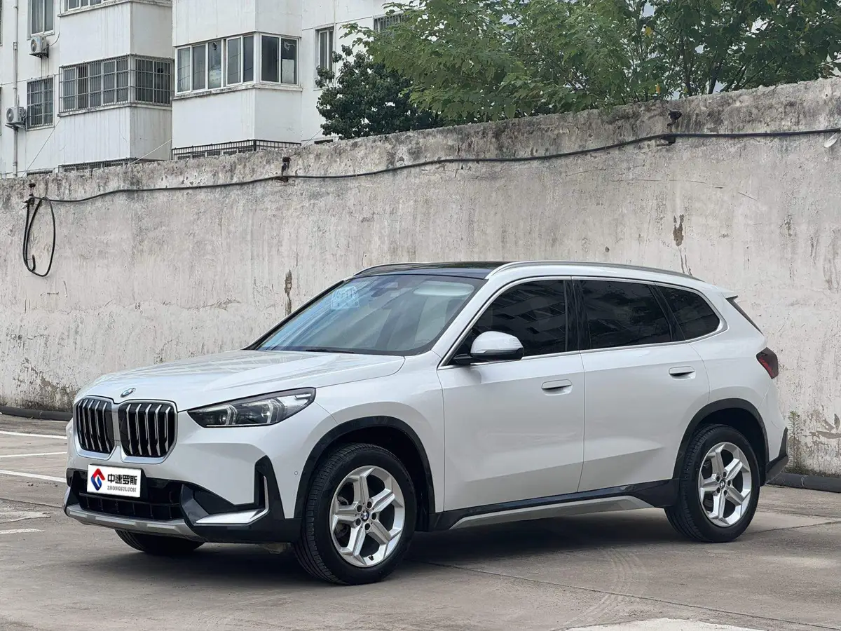 BMW X1 2023 sDrive20Li X Design Package