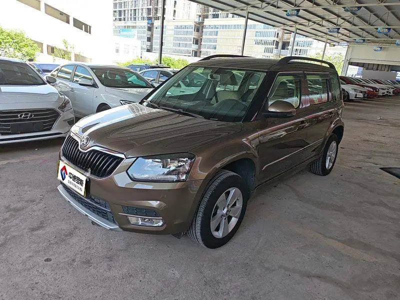 Yeti 2014 1.6L Manual Colorful Edition