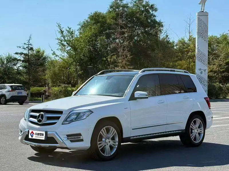 Mercedes-Benz GLK-Class 2015 GLK 260 4MATIC Dynamic Extreme Edition