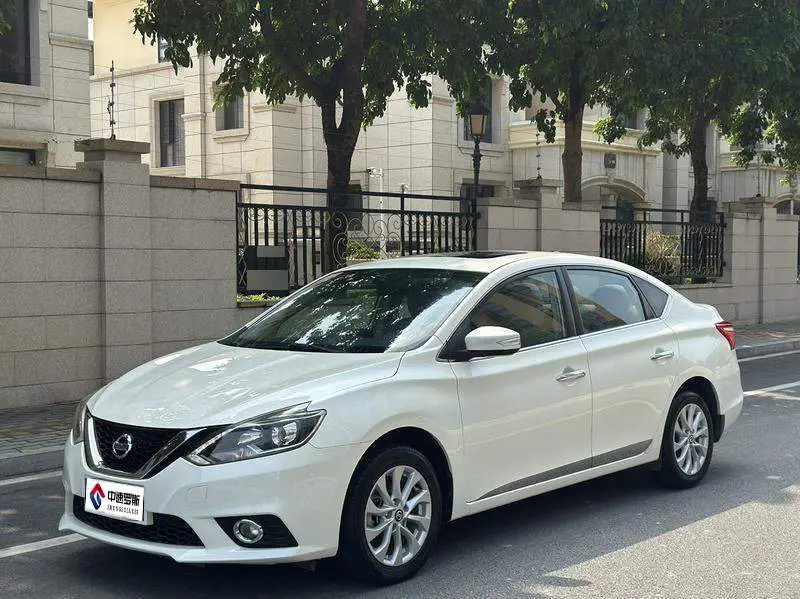 Sylphy 2018 1.6XV CVT Premium Edition
