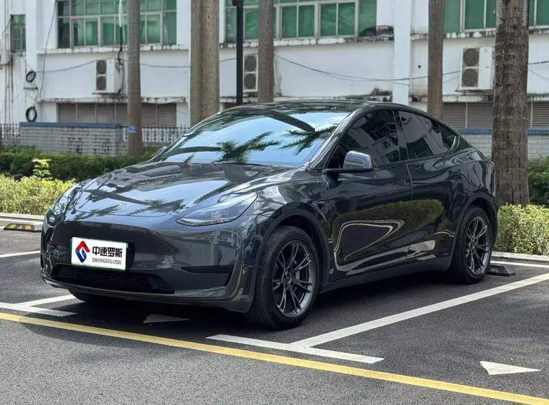 Model Y 2024 rear-wheel drive version