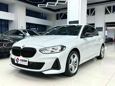 BMW 1 Series 2021 120i M Sport Night Edition