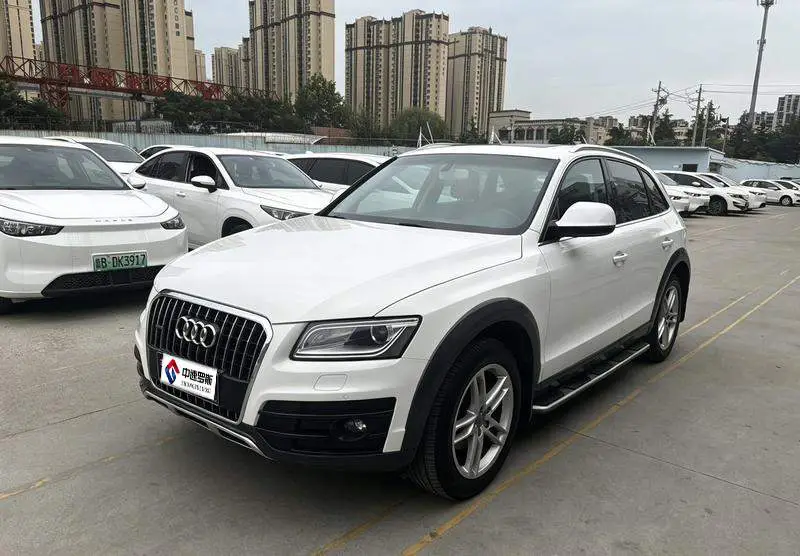 Audi Q5 2018 Collector's Edition 40 TFSI Technology Edition