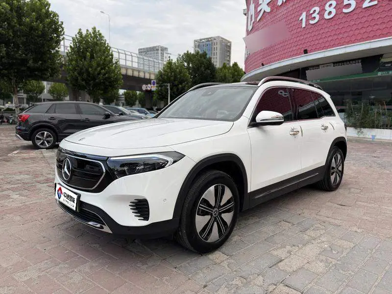 Mercedes-Benz EQB 2023 facelift EQB 260