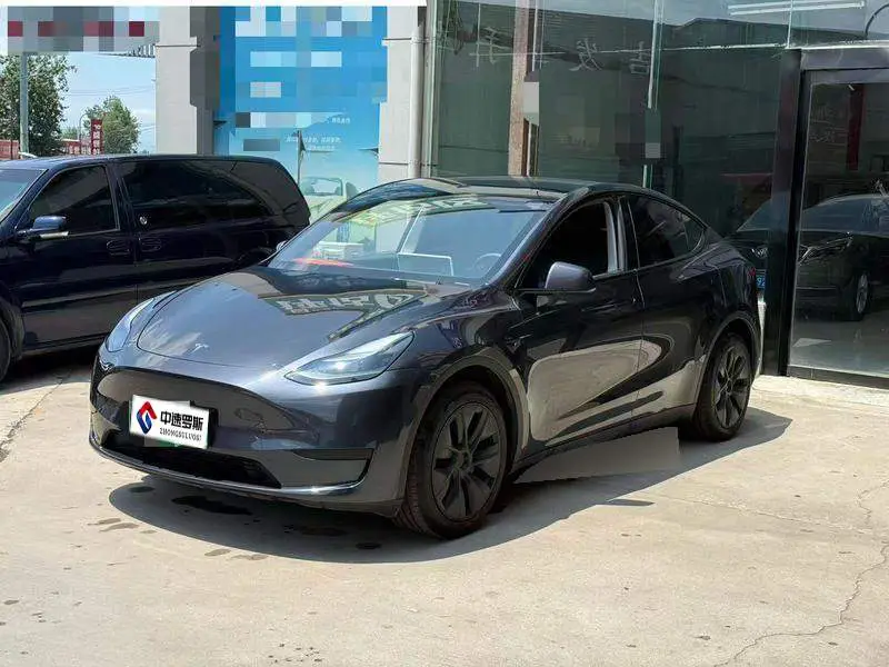 Modelo Y 2024 rear-wheel drive version
