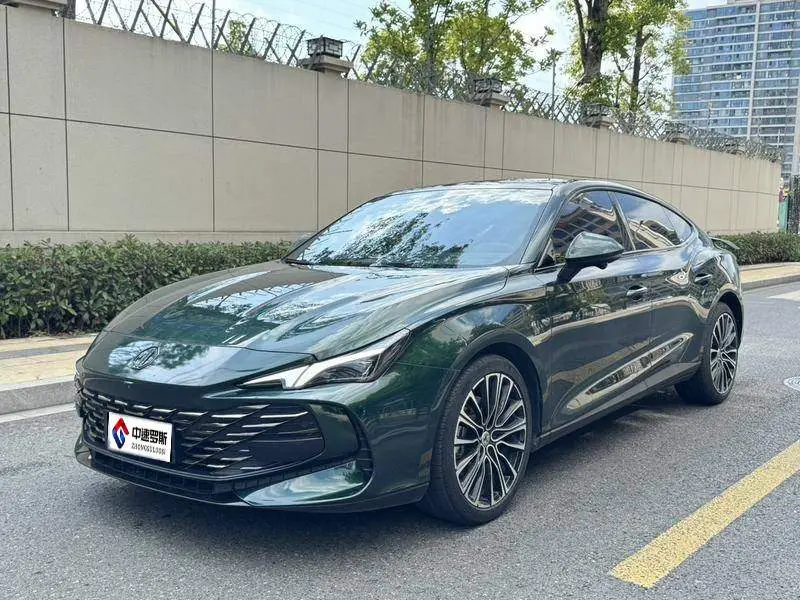 MG7 2023 2.0T Automatic Beauty Hunter Luxury Edition