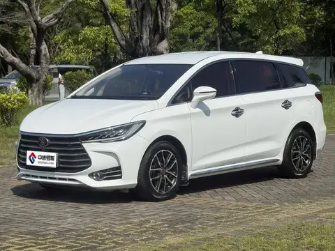 Song MAX 2017 1.5T Automatic Intelligent Connection Luxury 7 Seaters