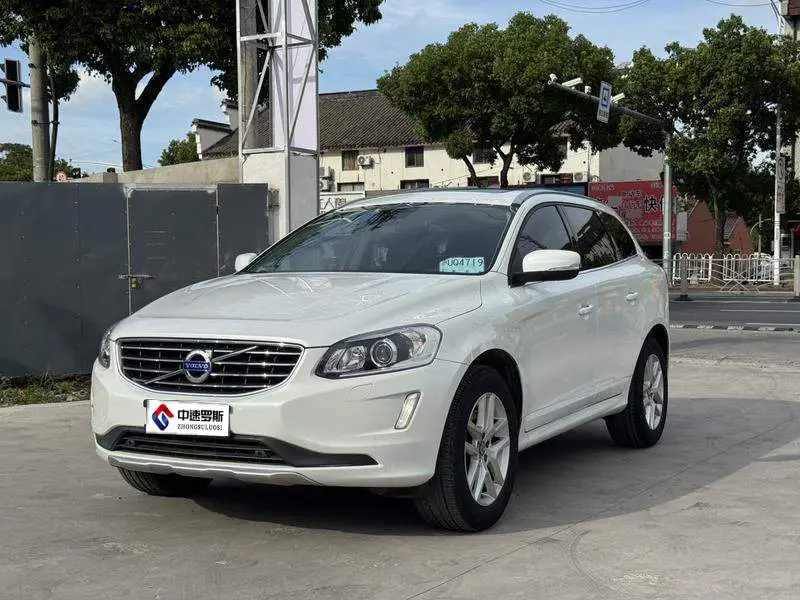 Volvo XC60 2017 T5 Intelligent Edition