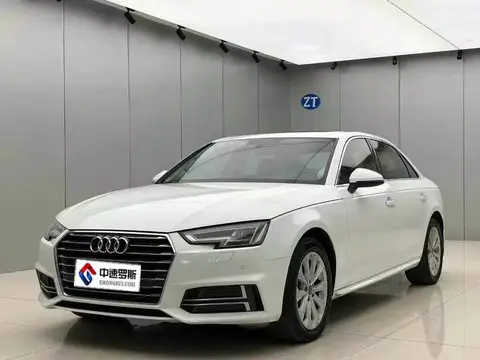 Audi A4L 2018 30th Anniversary รุ่น 40 TFSI Fashion รุ่น