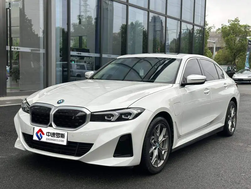 BMW i3 2022 eDrive 35 L