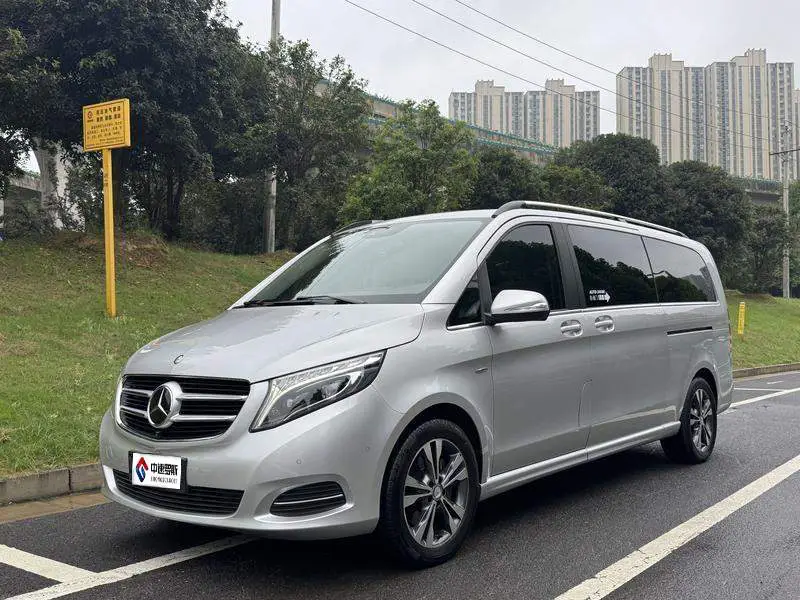 Mercedes-Benz V-Class 2016 V 260 L Premium Extended Edition