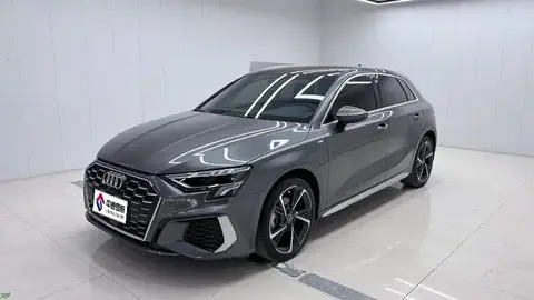 Audi A3 2023 Sportback 35 TFSI facelift: stylish and sporty