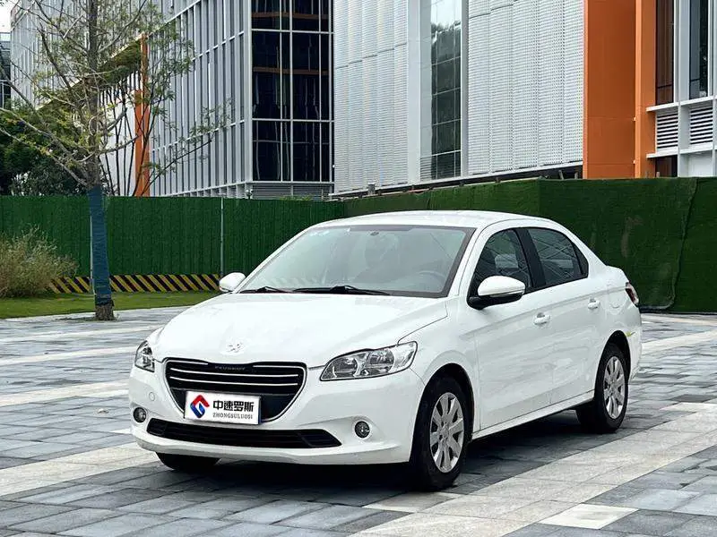 Peugeot 301 2016 1.6L Manual Comfort Edition