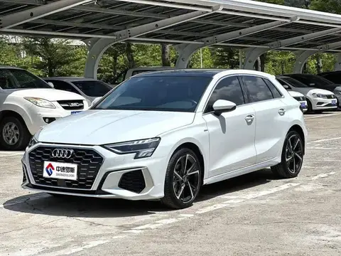 Audi A3 2023 Sportback 35 TFSI facelift: stylish and sporty