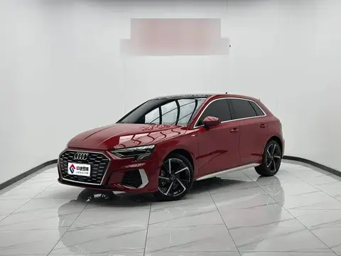 Audi A3 2023 Sportback 35 TFSI facelift: stylish and sporty