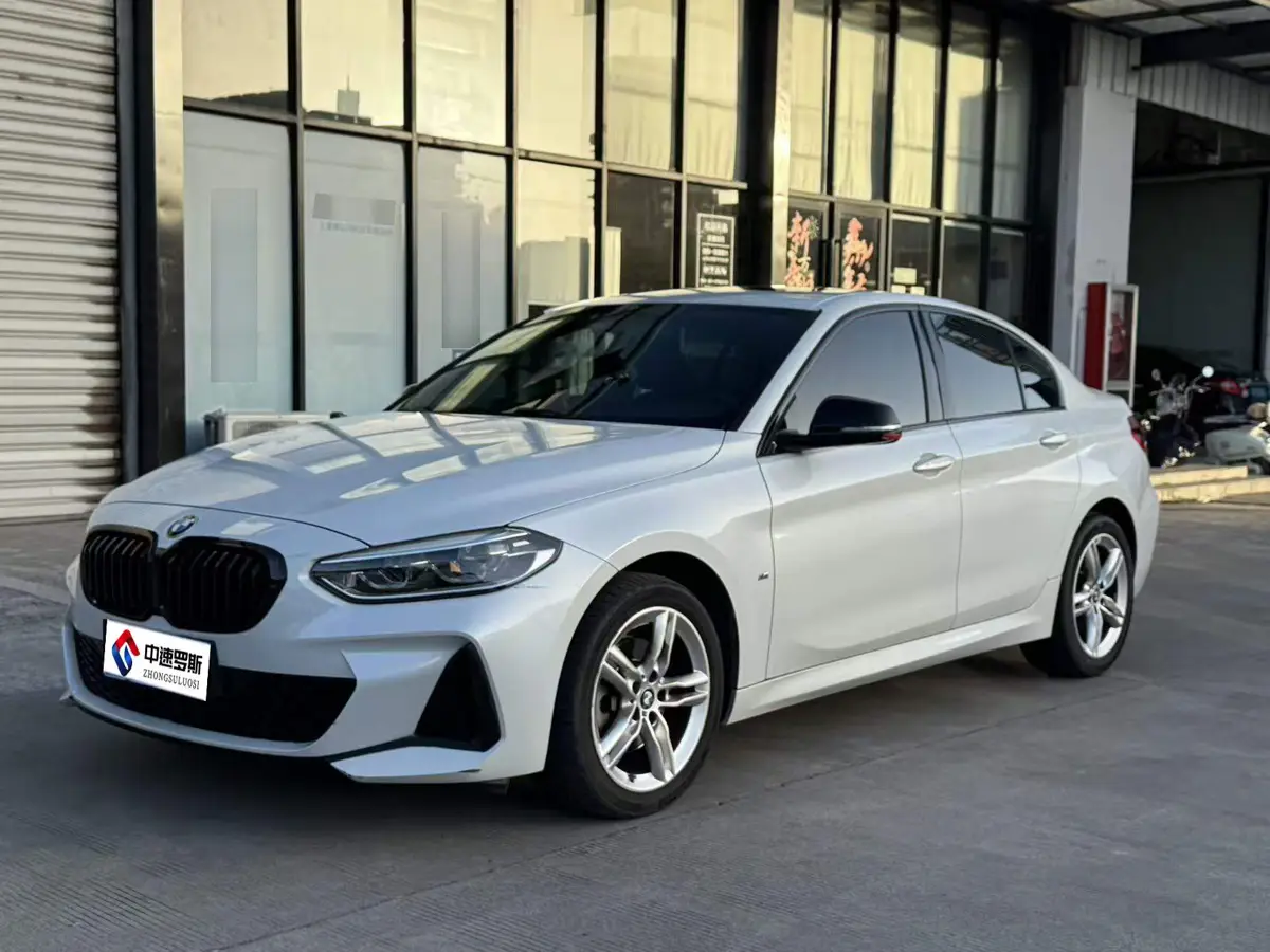BMW 1 Series 2022 120i M Sport Night Edition
