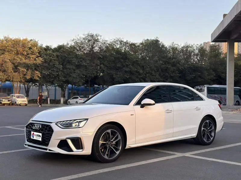 Audi A4L 2024 40 TFSI Stylish and Dynamic