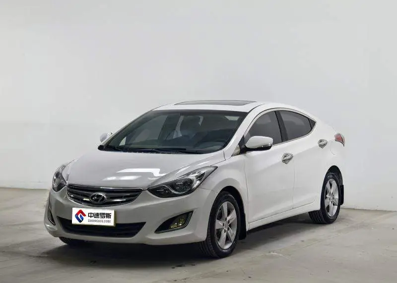 Elantra 2013 1.6L Automatic Leading รุ่น