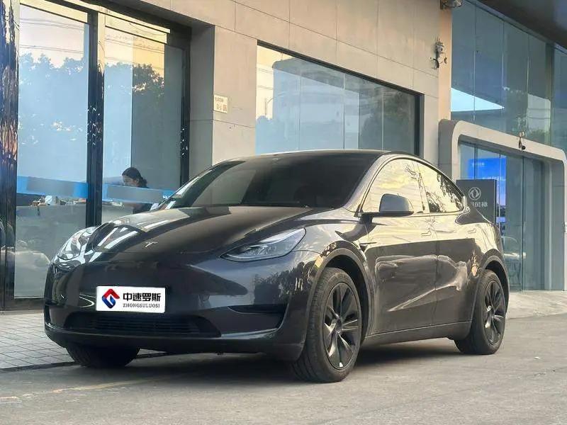 Model Y 2024 rear-wheel drive version
