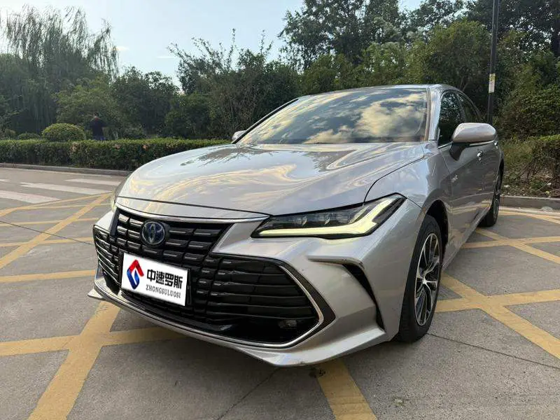 Asian Dragon 2022 Hybrid 2.5L Luxury Edition