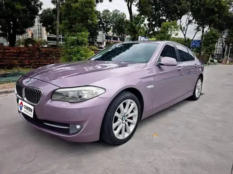 BMW 5 ซีรีส์ 2013 530Li Leading Edition