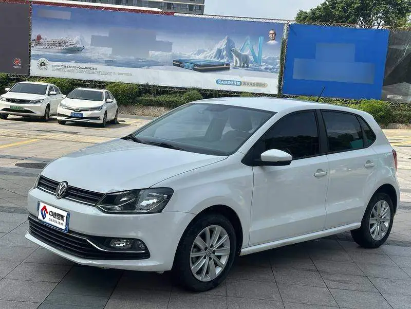 Polo 2013 1.6L Automatic Comfort Edition