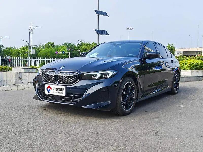 BMW i3 2025 eระบบขับเคลื่อน 40 L Night Edition