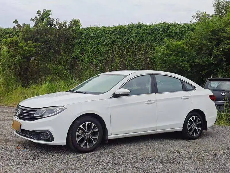 Jingyi S50 2017 1.6L CVT Luxury Model