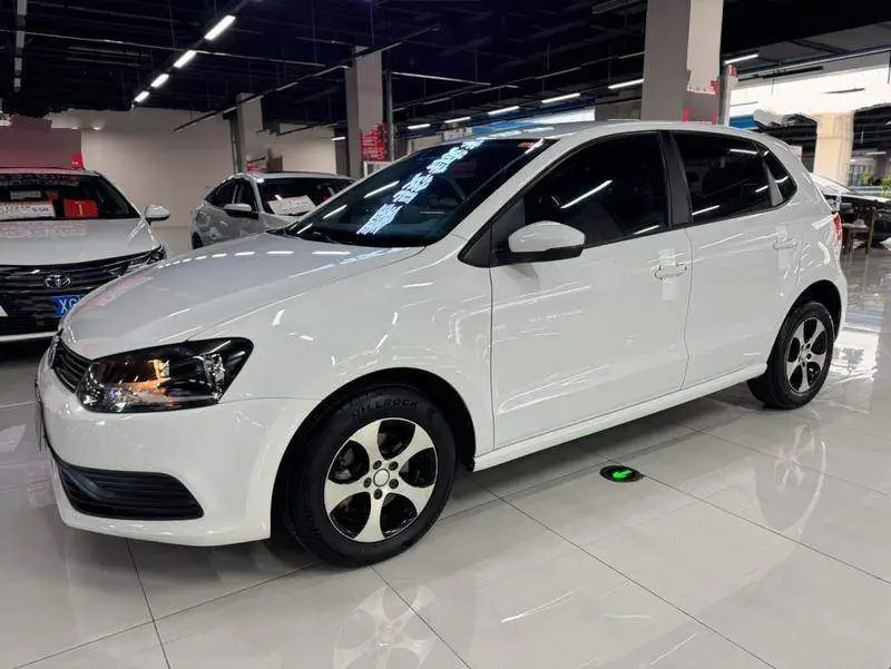 Polo 2016 1.4L Automatic Fashion Edition