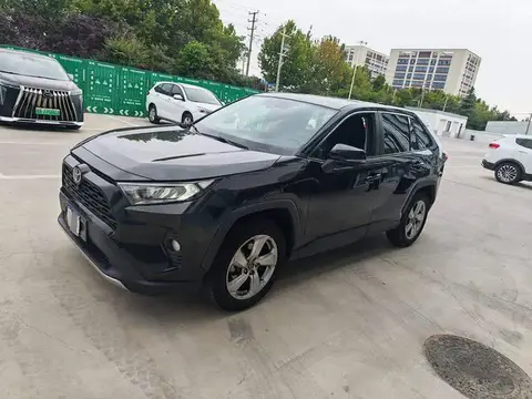 RAV4 Rongfang 2023 2.0L CVT 2WD Urban Edition