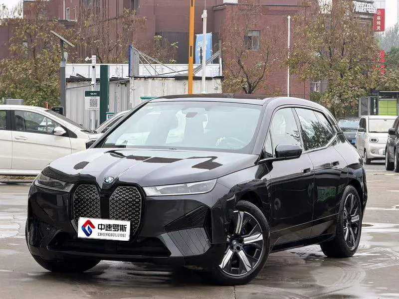 BMW iX 2022 xDrive40