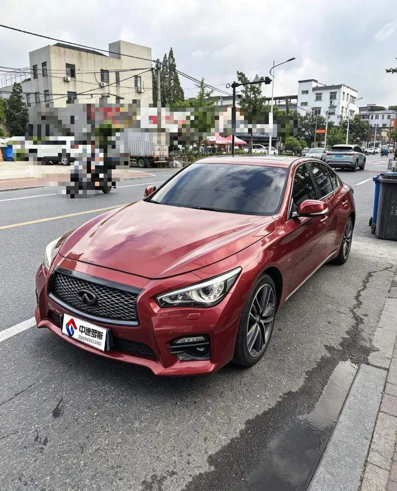 Infiniti Q50L 2015 2.0T Sports Edition