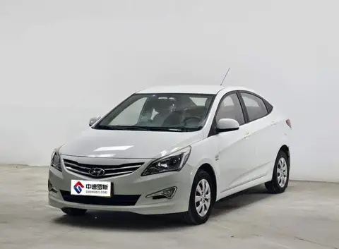Rena 2014 1.4L Manual Smart GLS